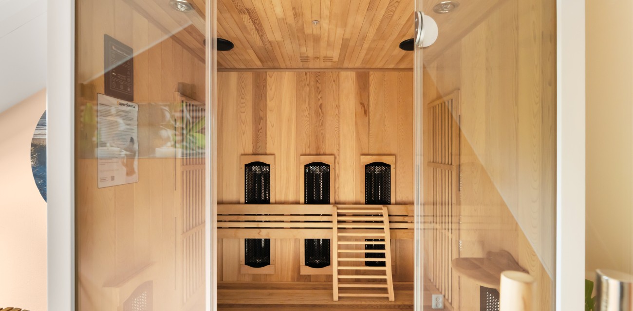 Iris Wellness - Sauna Binnen.jpg