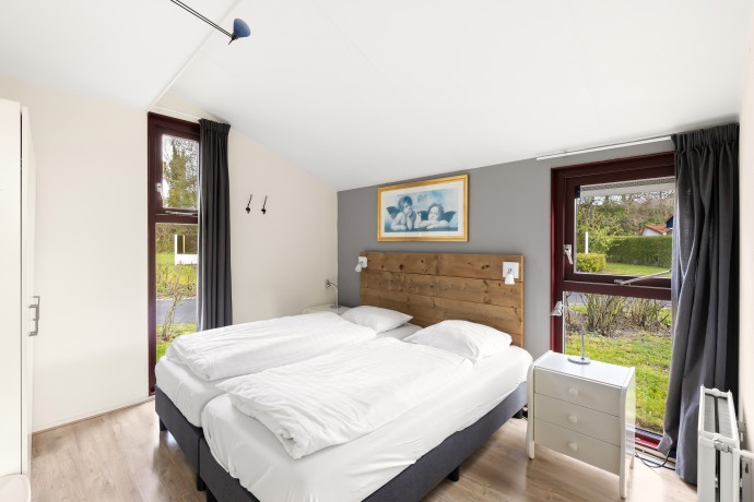 Iris Wellness - Slaapkamer 1.jpg